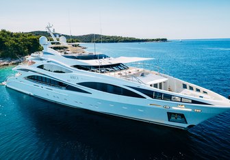 Africa I Yacht Charter in Athens