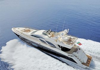 Crystal Yacht Charter in St Tropez