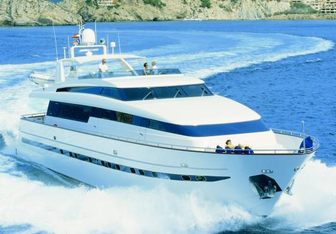 Carom Yacht Charter in Formentera