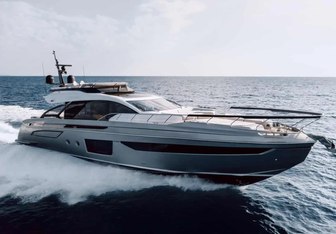 Noi 6 yacht charter Azimut Motor Yacht
                                    