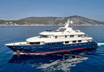Serenity II Yacht Charter in Monaco