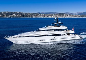 Tahi yacht charter Heesen Motor Yacht
                                    