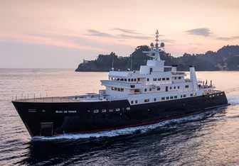 Bleu De Nimes Yacht Charter in Amalfi Coast