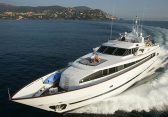 Black Pearl Yacht Charter in Cannes