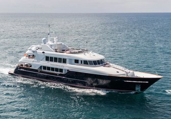 SummerDance Yacht Charter in North America