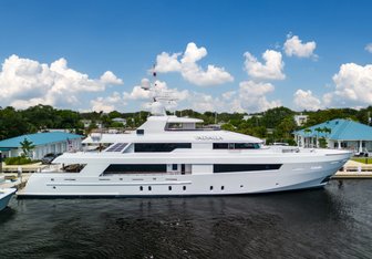 Valhalla Yacht Charter in Bahamas