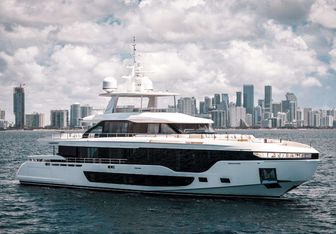 Monopoly 2.0 Yacht Charter in Florida