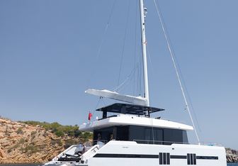 MIDORI yacht charter Sunreef Yachts Motor Yacht
                                    