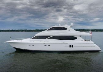 Copay yacht charter Lazzara Motor Yacht
                                    
