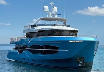 Ray yacht charter Numarine Motor Yacht
                                    