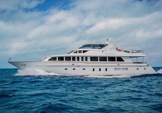 Beachfront Yacht Charter in St John