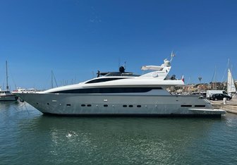 Dea One Yacht Charter in Sicily