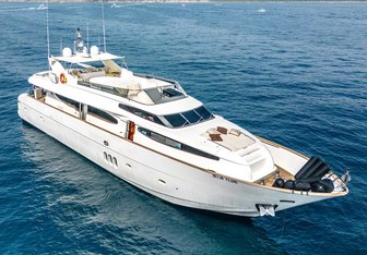 Beija Flore Yacht Charter in French Riviera