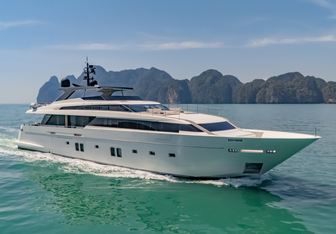Octave Yacht Charter in Singapore