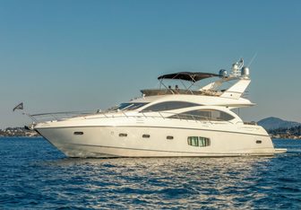 Shine yacht charter Sunseeker Motor Yacht
                                    