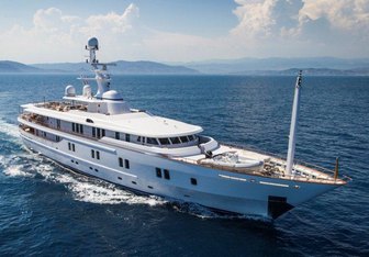 Katharine Yacht Charter in Italy