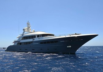 Ghost III Yacht Charter in Capri