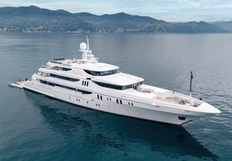 Joia The Crown Jewel Yacht Charter in South of France