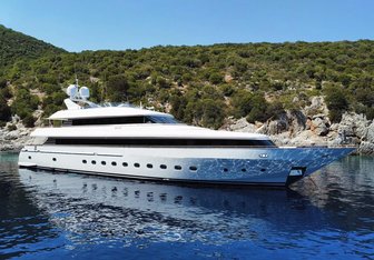 Jaan Yacht Charter in Zakynthos