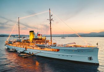SS Delphine Yacht Charter in Calvi