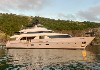 Halcyon yacht charter Sanlorenzo Motor Yacht
                                    