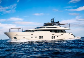 Alein Yacht Charter in Crete