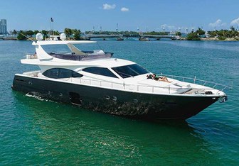 Twe11ve Yacht Charter in Grand Bahama Island