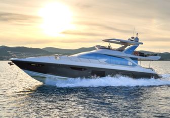 Relax of Croatia yacht charter Azimut Motor Yacht