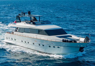 Whitehaven yacht charter Canados Motor Yacht
                                    