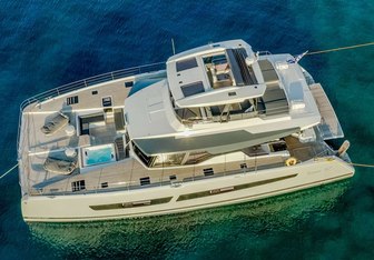 Elly Yacht Charter in Greece