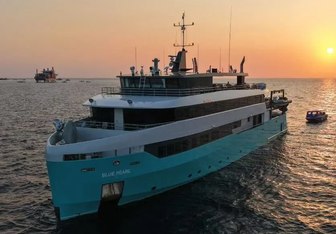 Blue Pearl Yacht Charter in Raja Ampat