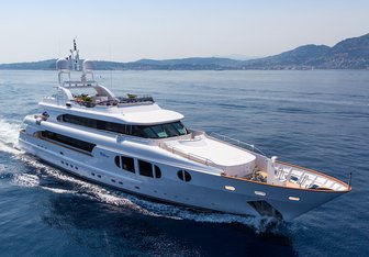 Bina Yacht Charter in The Balearics