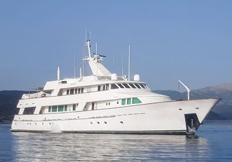 Kokomo Nights Yacht Charter in Kefalonia