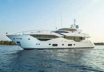 Fleur Yacht Charter in Ibiza