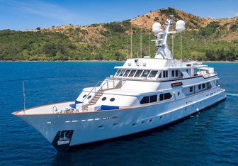 Maverick Yacht Charter in The Exumas