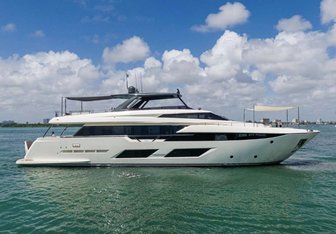 Ciao II Yacht Charter in Miami