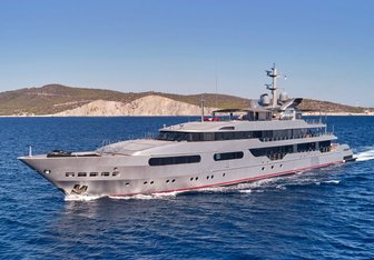 Magna Grecia Yacht Charter in Cyclades Islands