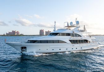 Gotta Go Yacht Charter in Tobago Cays
