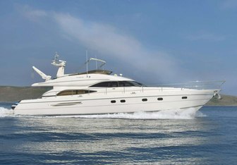 Fast Break yacht charter Princess Motor Yacht
                                    