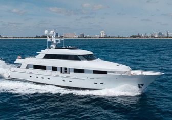 Lanida Yacht Charter in The Exumas