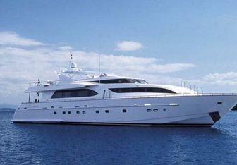 Royal Life Yacht Charter in Santorini