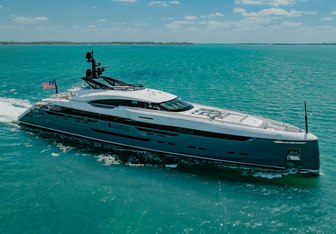 Utopia IV Yacht Charter in Bahamas
