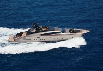 Defiant Yacht Charter in Mediterranean