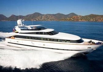 Kenayl II yacht charter Baglietto Motor Yacht
                                    