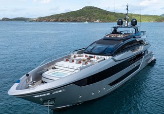 Tasty Waves Yacht Charter in Porto Cervo