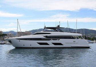 Stream yacht charter Ferretti Yachts Motor Yacht
                                    