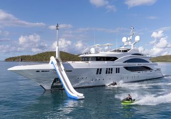 La Blanca Yacht Charter in Lérins Islands