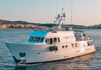 Voyager yacht charter Algar Construcao De Iates Motor Yacht
                                    
