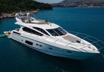 Cardano yacht charter Sunseeker Motor Yacht
                                    
