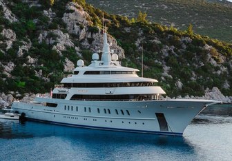 Victorious Yacht Charter in Sardinia